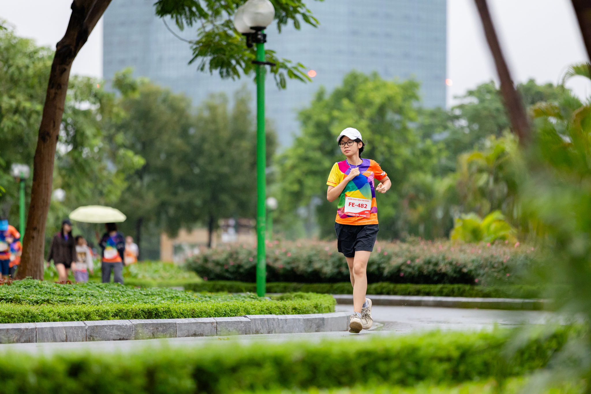 Bước chạy m&ugrave;a thu 2025 Nguyễn V&acirc;n Kh&aacute;nh